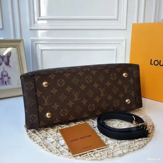 Affordable FLOWER TOTE Louis Vuitton 0522